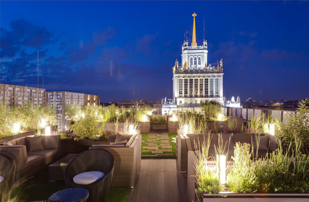 Pekin Gardens - last minute hotel in Moscow