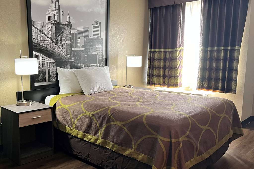 Super 8 by Wyndham Harrison OH - photo 22