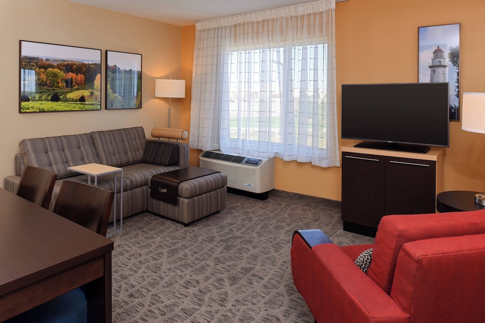TownePlace Suites Detroit Auburn Hills - photo 6