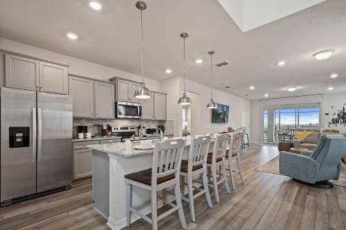 Bsv_Villa1707 — 4-Star Luxury Hotel in Davenport, United States