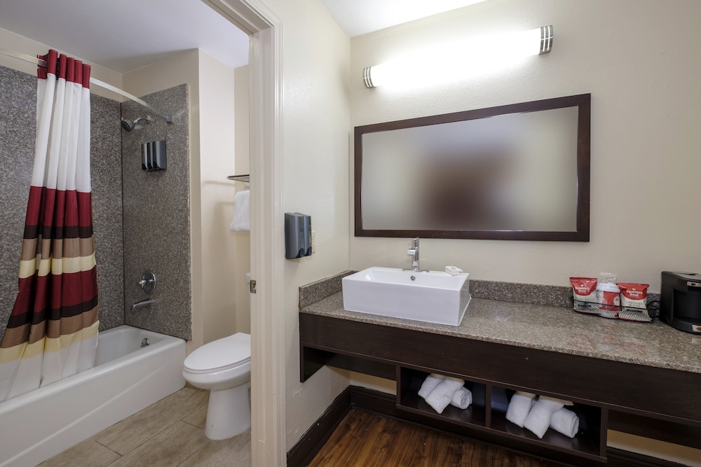 Red Roof Inn Plus Hammond - photo 40