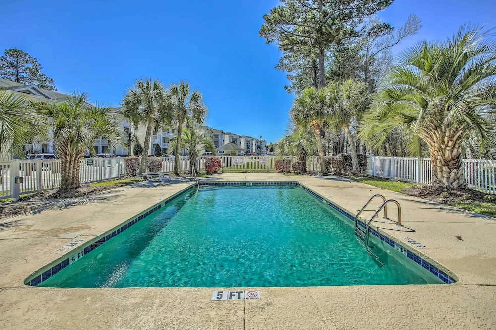 4 Mi to Broadway at the Beach Golf Resort Getaway in Myrtle Beach, United States