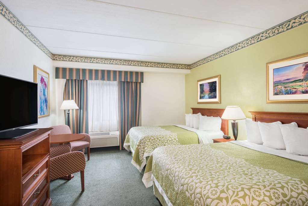 Days Inn by Wyndham Rutland Killington Area - photo 11