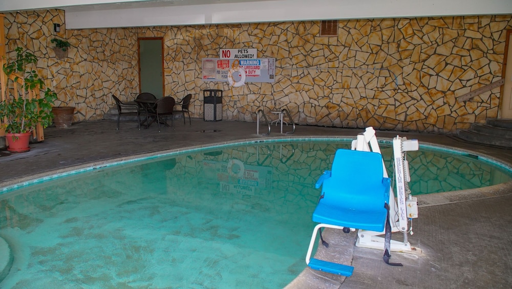 Silver Surf Motel - photo 78