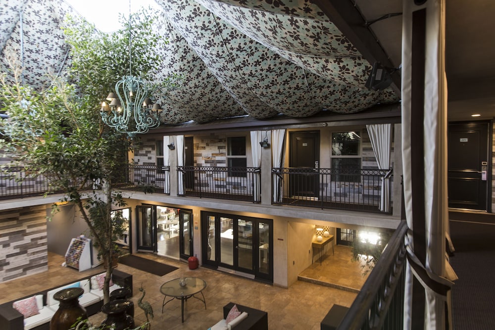 L.A. Sky Boutique Hotel - photo 50