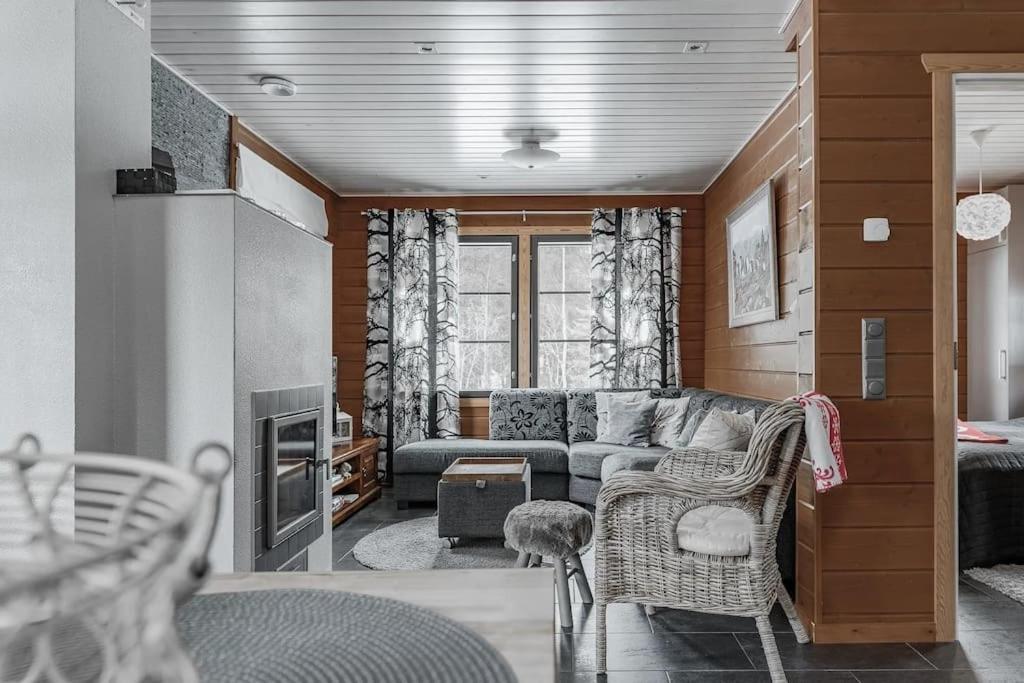 Hullun Mustikka Saukkopari in Unknown City, Finland