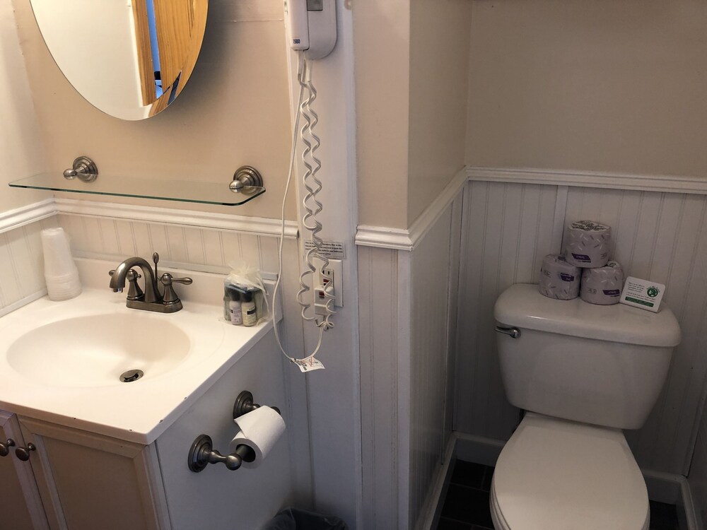 Water Street Inn - photo 7