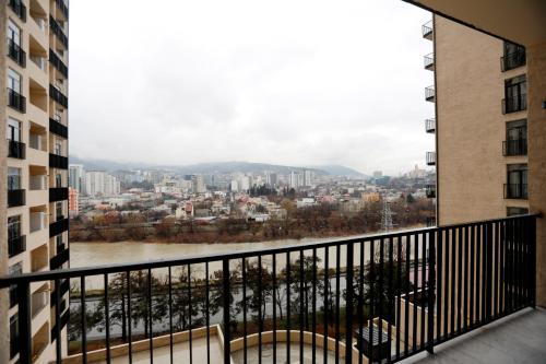 1 BR Apartment in Isani