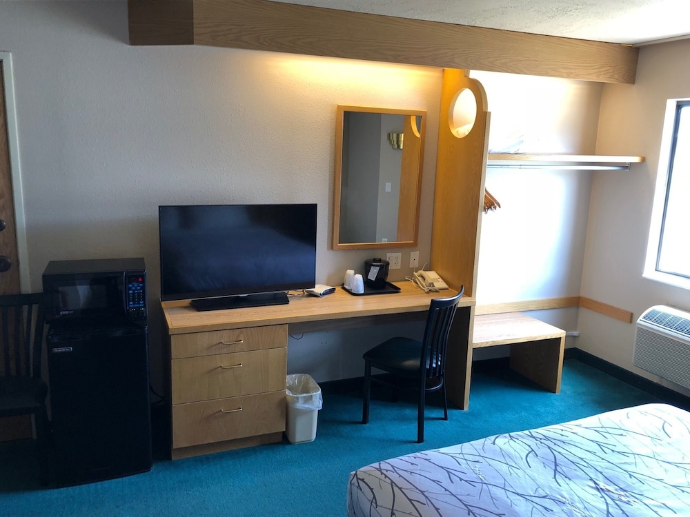 Willow Creek Inn - photo 9