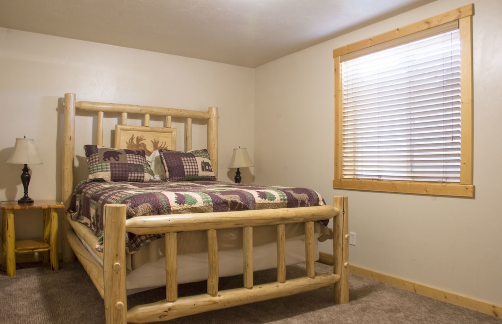 Sawtelle Mountain Resort - photo 7