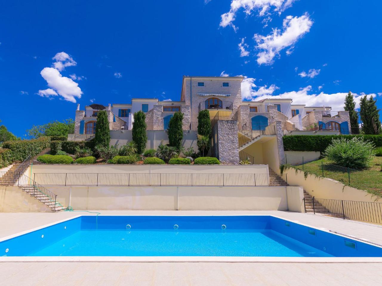 Holiday Home Nini by Interhome — 4-Star Luxury Hotel in Buje, Croatia