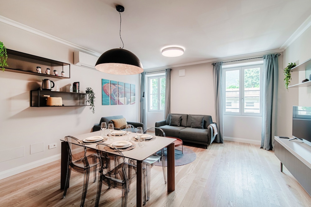 Marinetti Suite 7 — 4-Star Luxury Hotel in Como, Italy