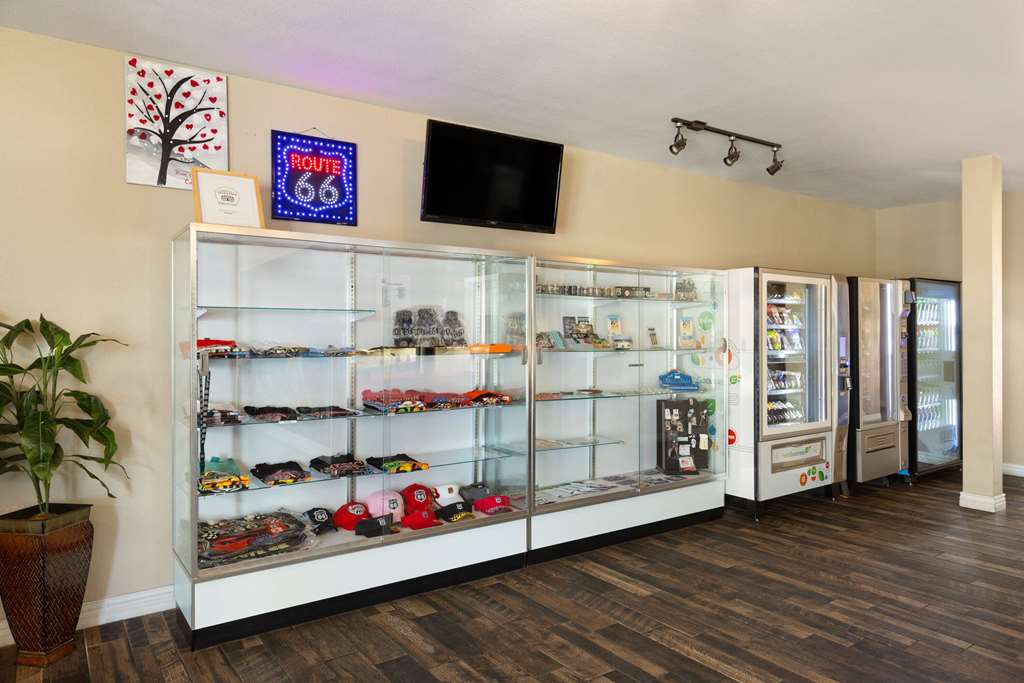 Ramada by Wyndham Kingman - photo 12