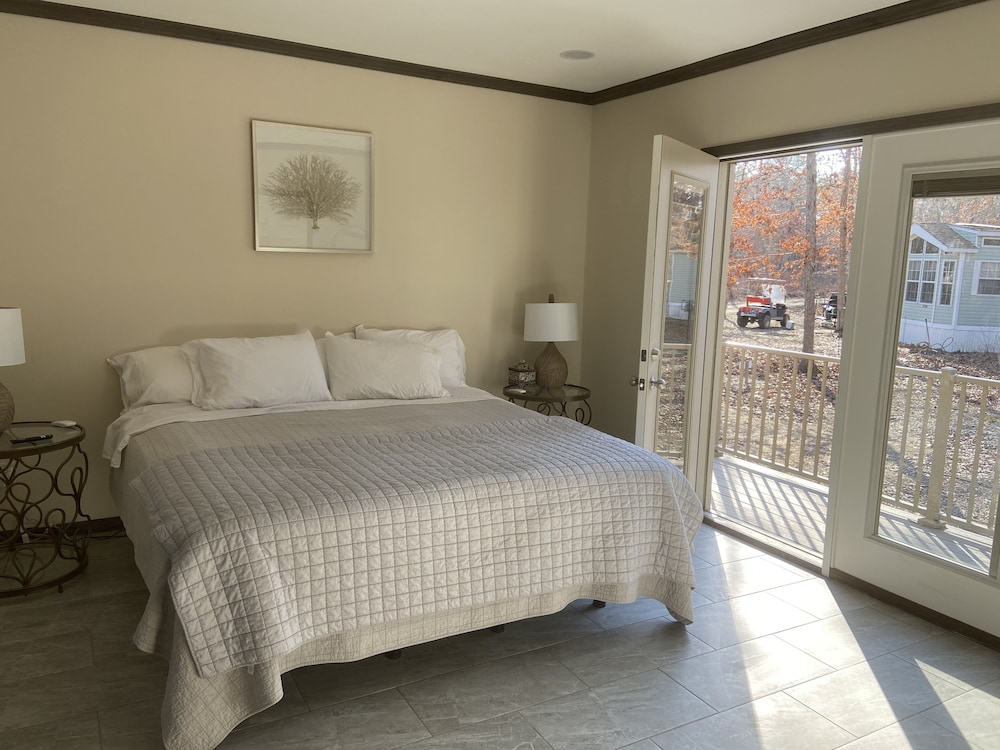 Swan Lake Resort Rentals - photo 22