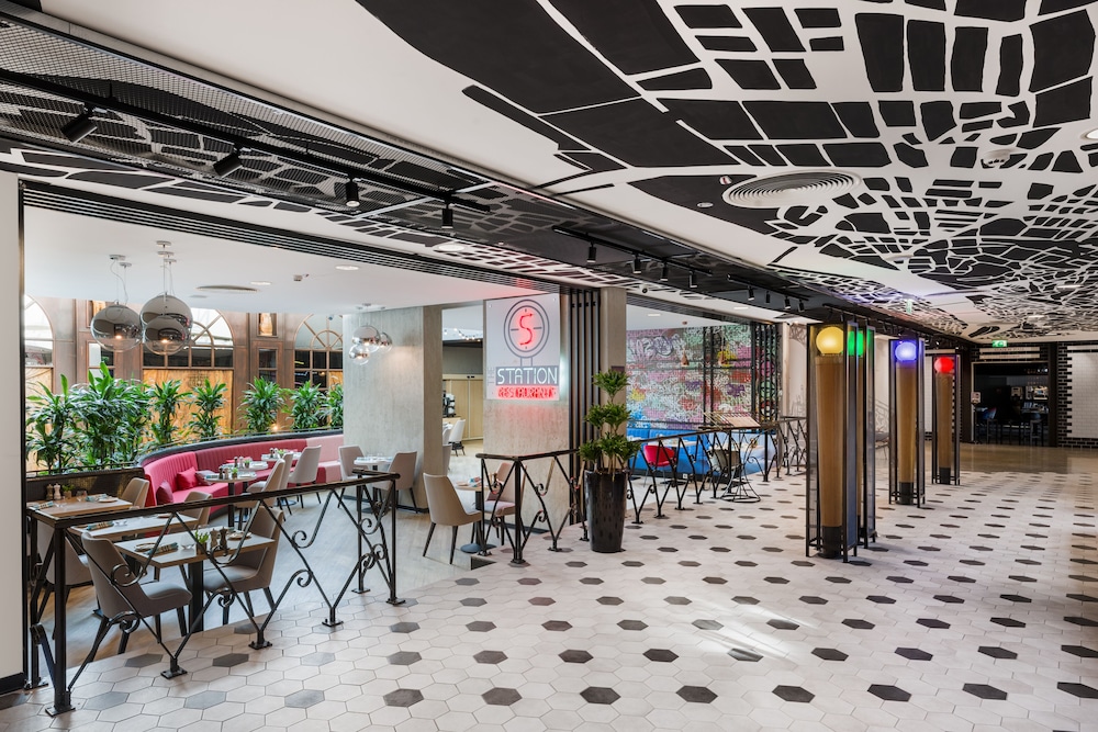 מזון ומשקאות