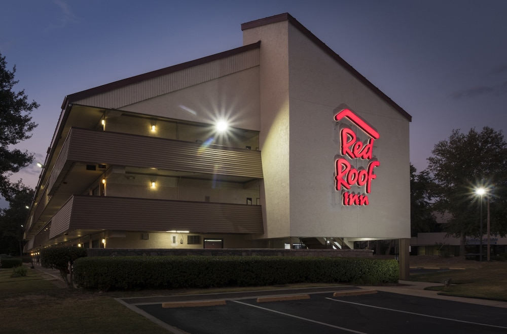 Red Roof Inn Atlanta Norcross - photo 22