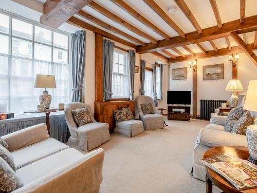 4 Bed in Eastbourne oc 71297 in Eastbourne, United Kingdom