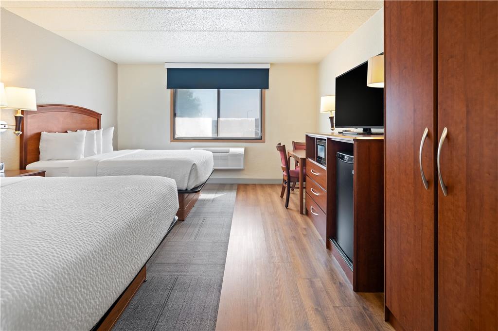 AmericInn by Wyndham Dickinson - photo 23