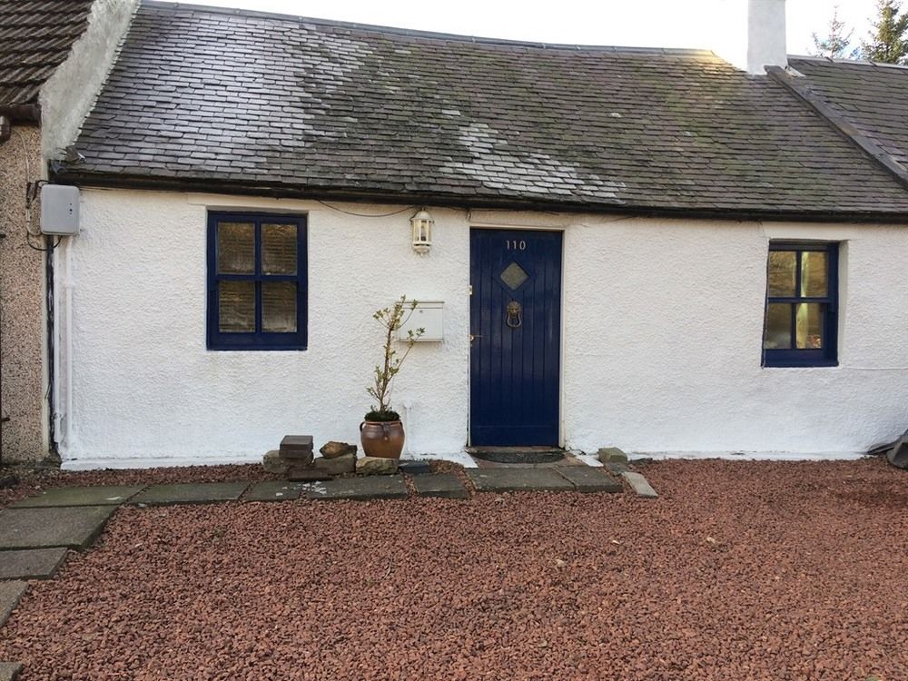 Nirvana Cottage 9225592 — Biggar