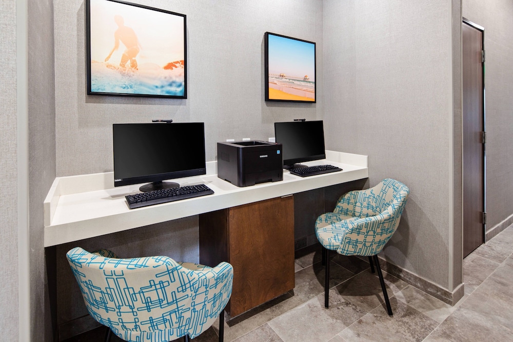 SpringHill Suites by Marriott Escondido Downtown - photo 34