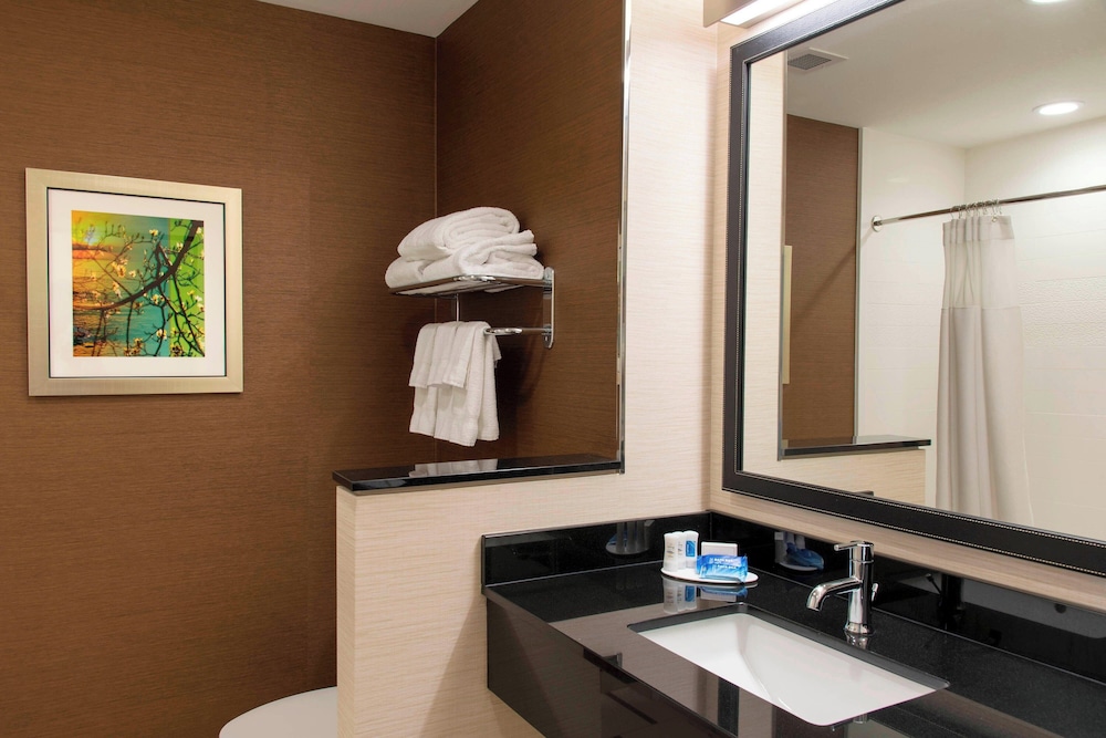 Fairfield Inn & Suites by Marriott Jackson Clinton - photo 12