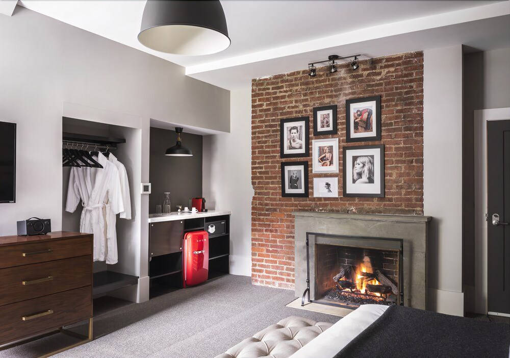 The George - photo 21