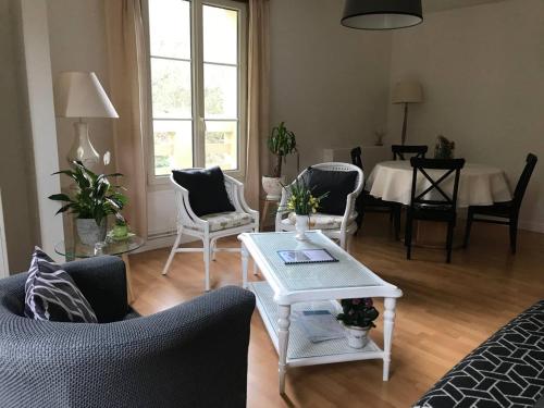Nuit a Deux Pas de Dieppe — hotel in Rouxmesnil-Bouteilles