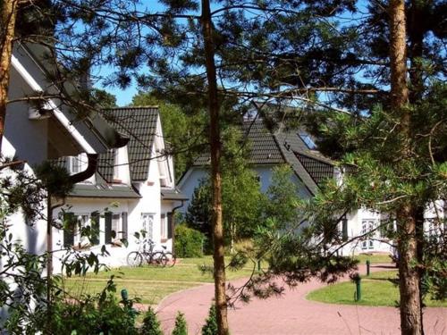 Haus Seestern App 464 — 4-Star Luxury Hotel in Neuhaus, Germany
