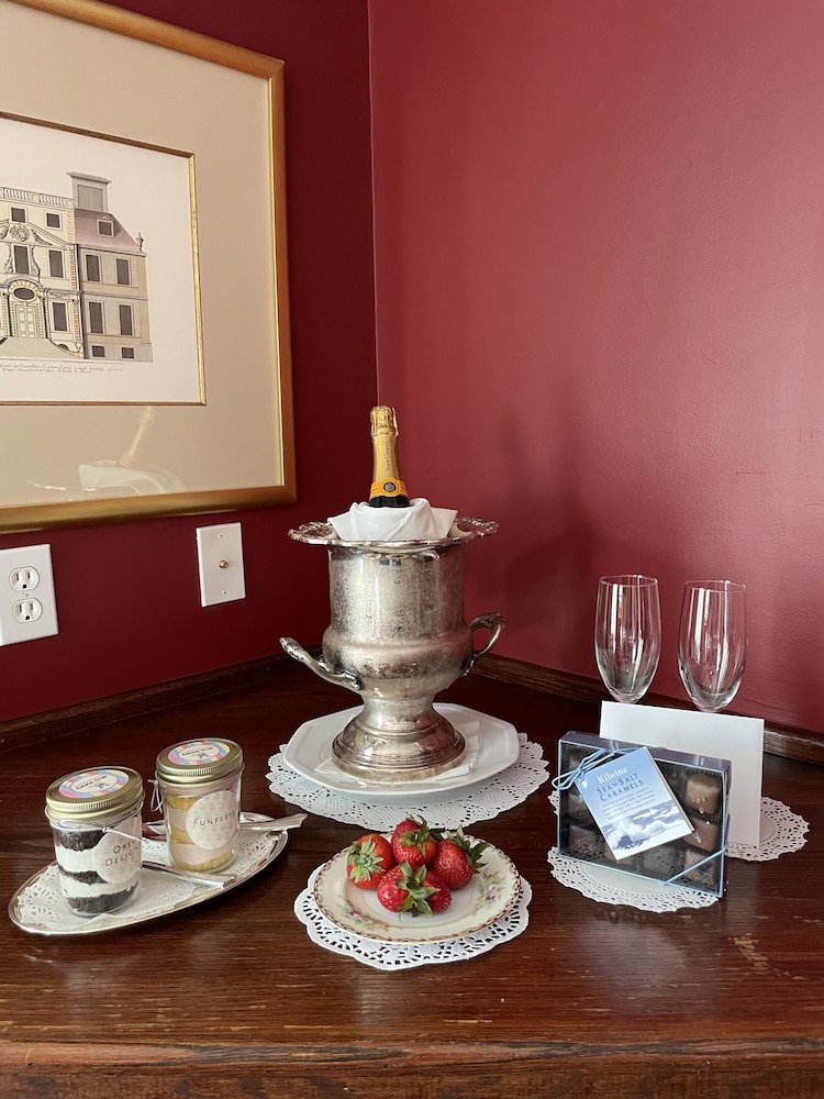 Almondy Inn - photo 134