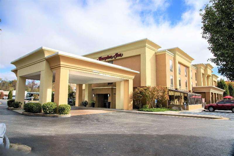 Hampton Inn Lewisburg - photo 6