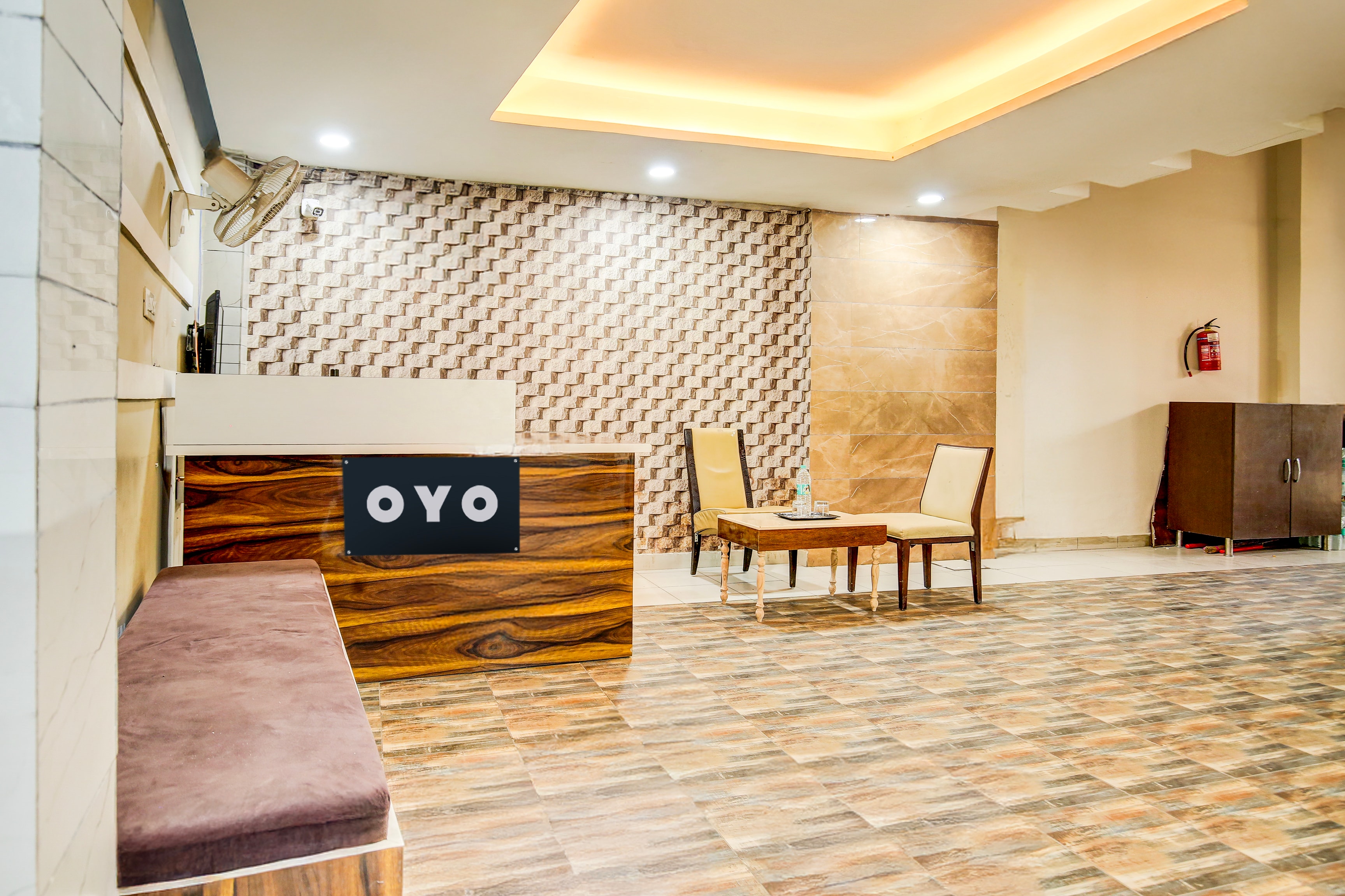 Hotel O J Classic