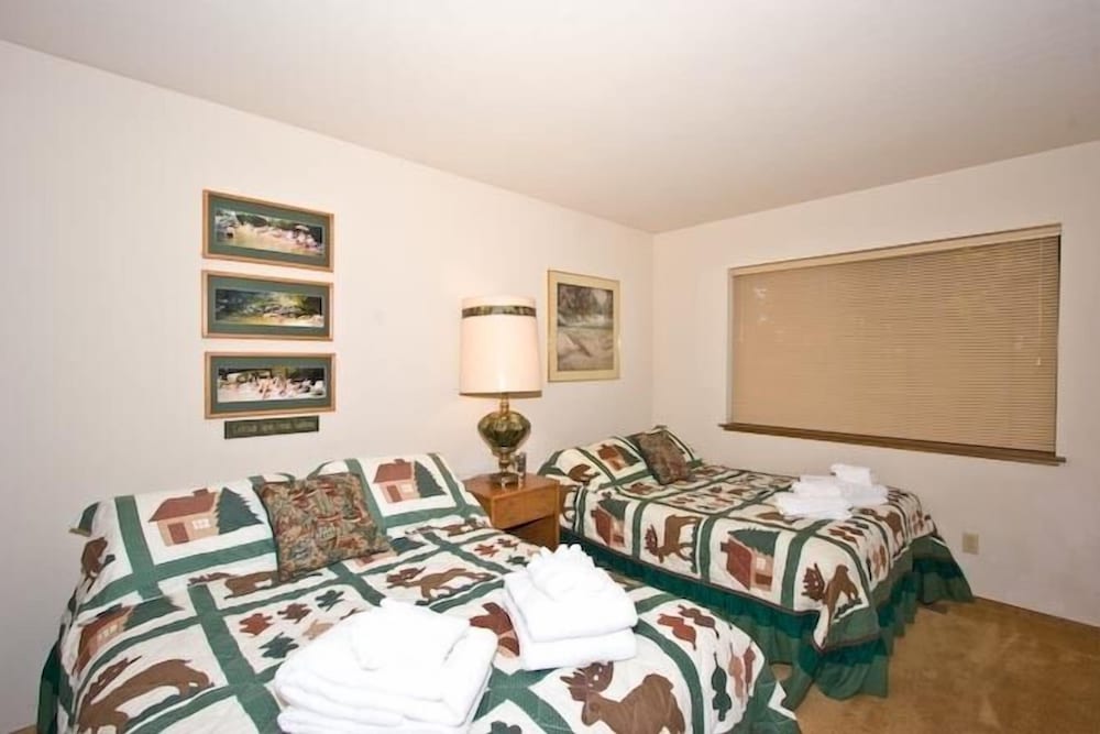 2485 Tepee Ct. - photo 4