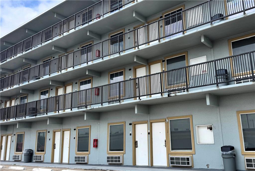 Baymont by Wyndham Corpus Christi Airport - photo 5