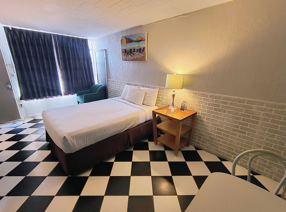 Monaco Motel Wildwood Beach & Boardwalk - photo 11
