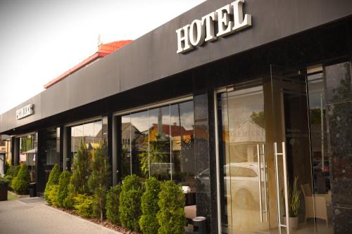 Premiere Hotel — Khust — photo 2