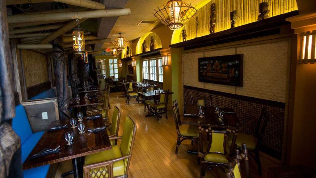 Bienville House Hotel - photo 2