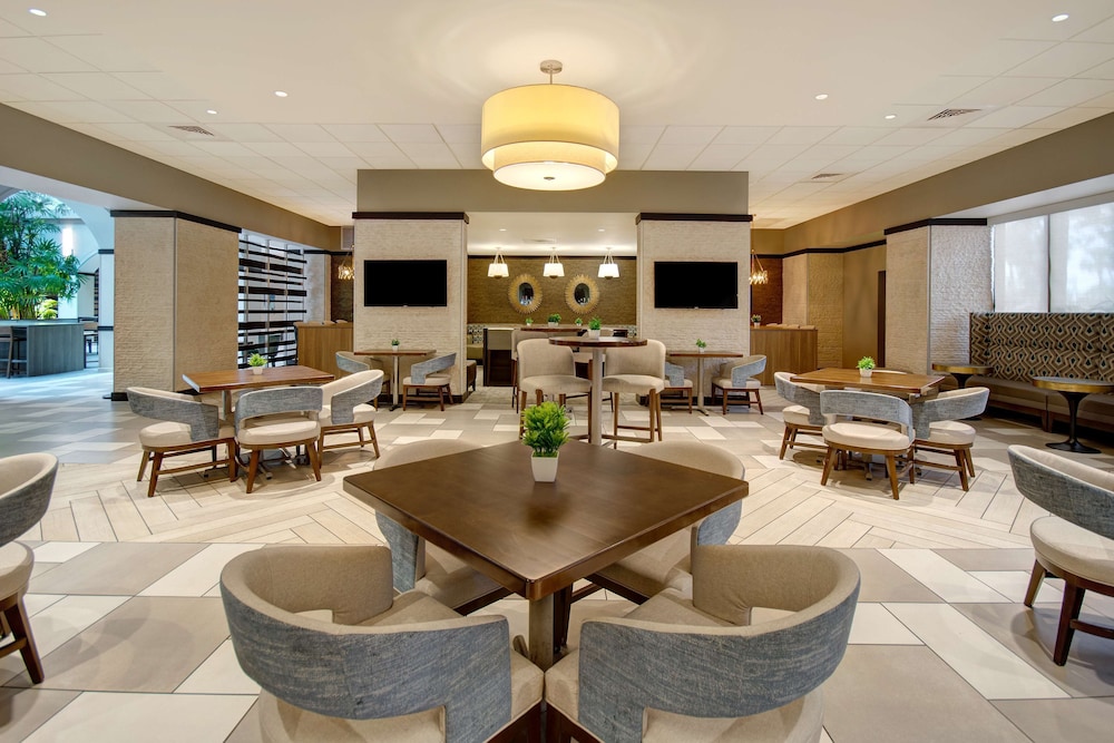 Embassy Suites by Hilton Jacksonville Baymeadows - photo 77
