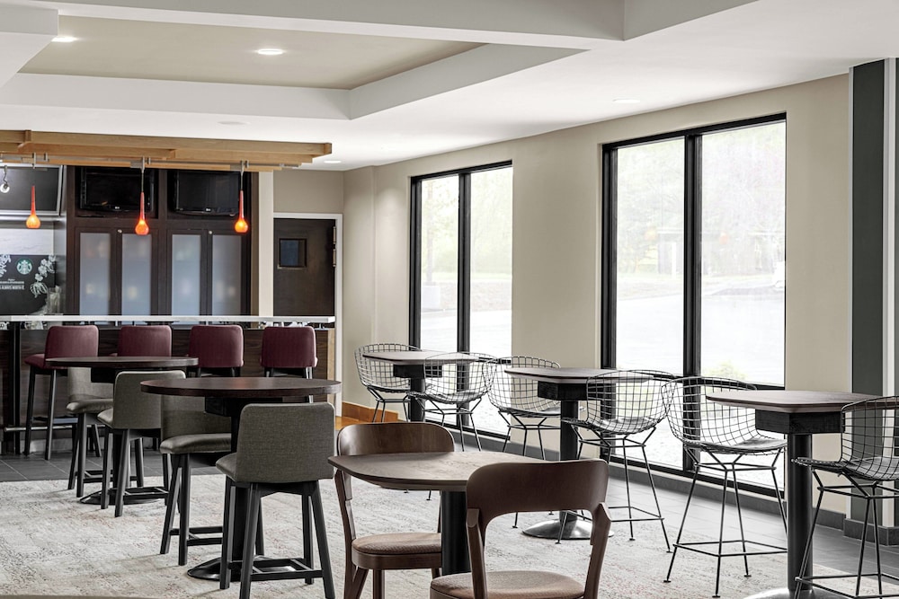 Courtyard by Marriott Paducah - photo 20