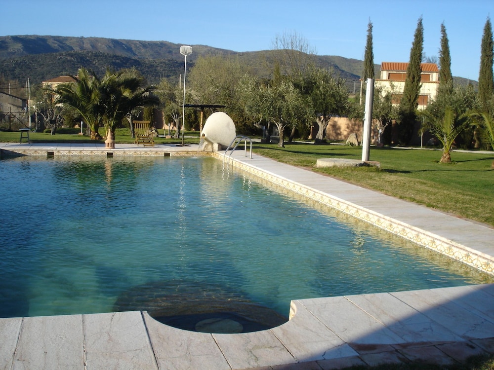 Posada Tresmentiras — hotel in Aldeanueva Del Camino