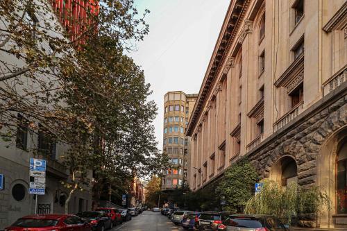 Modern Central Apt Near Stamba By Wehost
