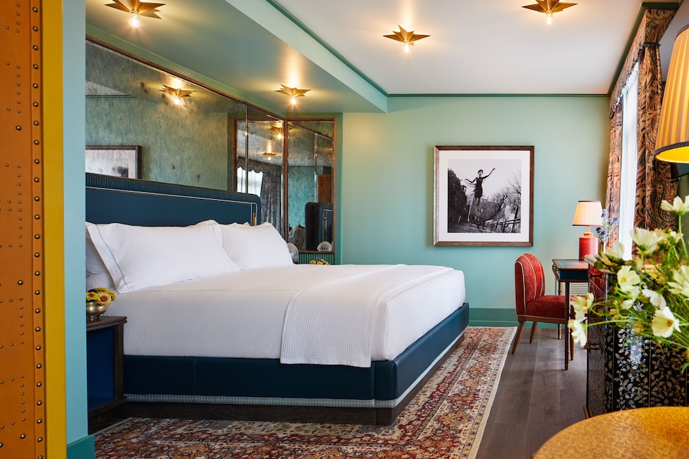 The Fifth Avenue Hotel - photo 20