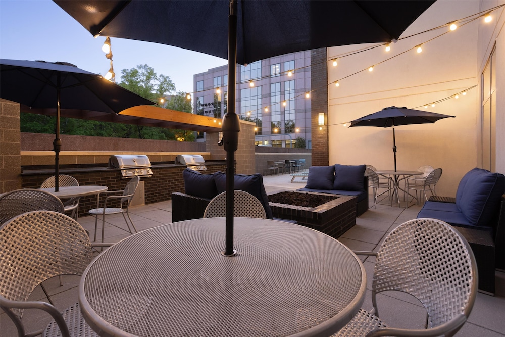 Home2 Suites by Hilton Greenville Downtown - photo 26