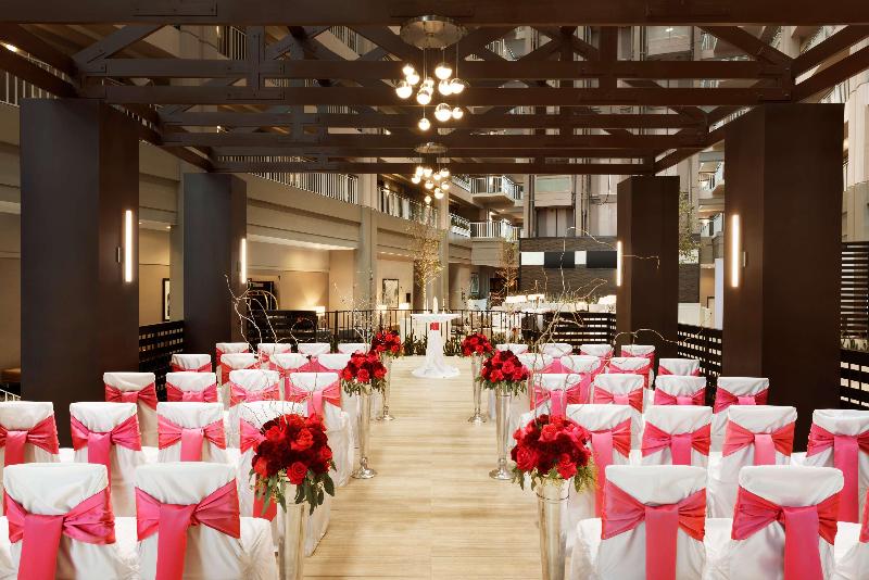 Embassy Suites by Hilton Chicago Lombard Oak Brook - photo 129