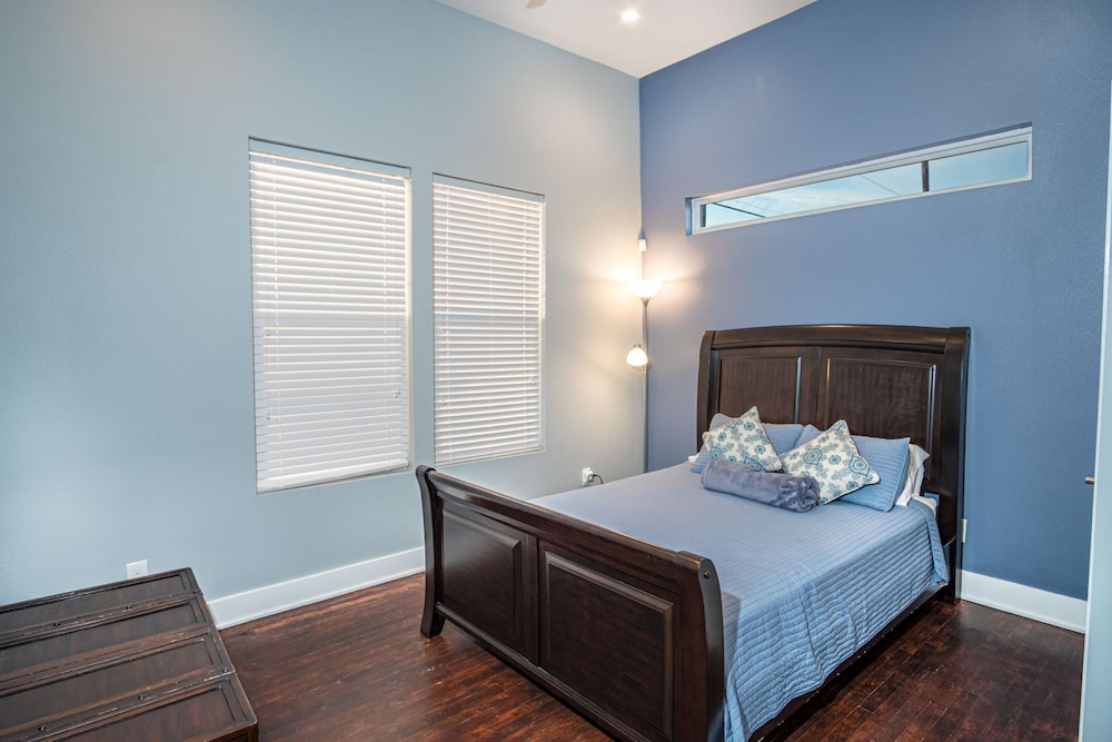 Prosperity Place Remodeled 3br 2ba Near Downtown - photo 4