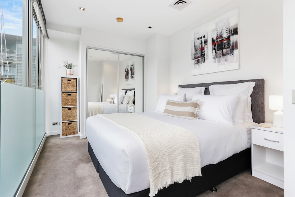 Lighter Quay Apartments by Urban Rest — 4-Star Luxury Hotel in Auckland, New Zealand