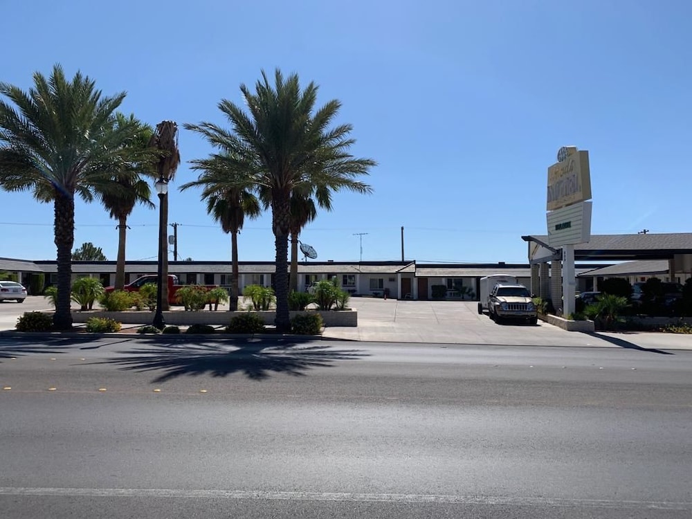 The Sands Motel - photo 39