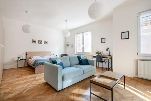 Liget Apartment — 4-Star Luxury Hotel in Budapest, Hungary