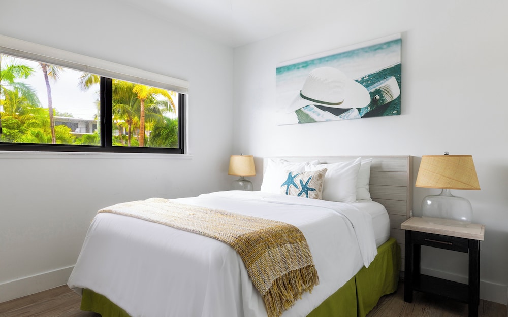 La Siesta Resort & Villas - photo 11