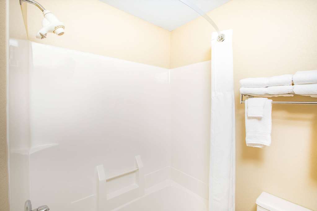 Ramada by Wyndham Spirit Lake Okoboji - photo 20