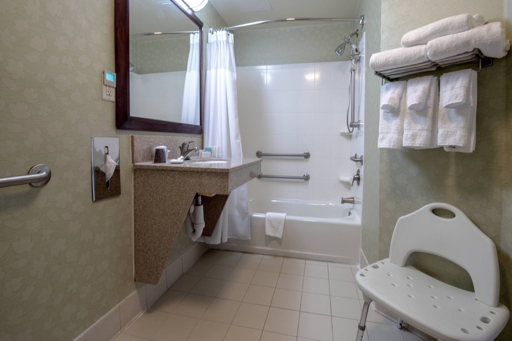 SpringHill Suites by Marriott Greensboro - photo 14